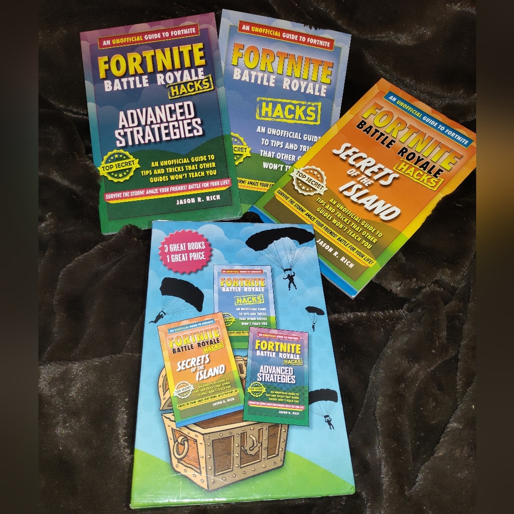 FORTNITE BOOKS